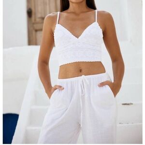 Blanco by Nature White Lace Tank Top